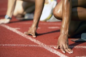 开云娱乐官网-中超边锋传中方式对中锋跑位影响统计，中超左边锋